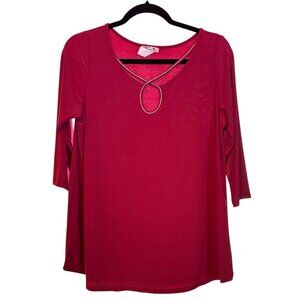 A Pop of Berry, A Hint of Sparkle: Silver Sequined Keyhole Berry top
